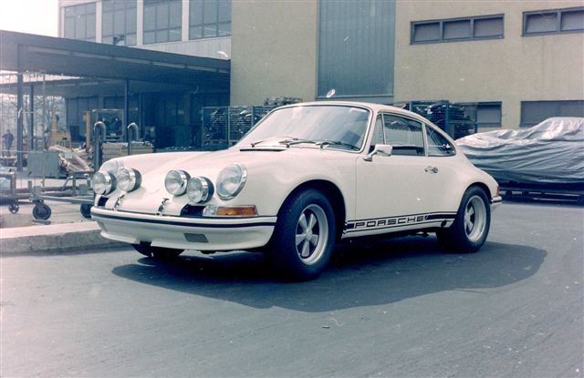 Vintage Porsche factory pics